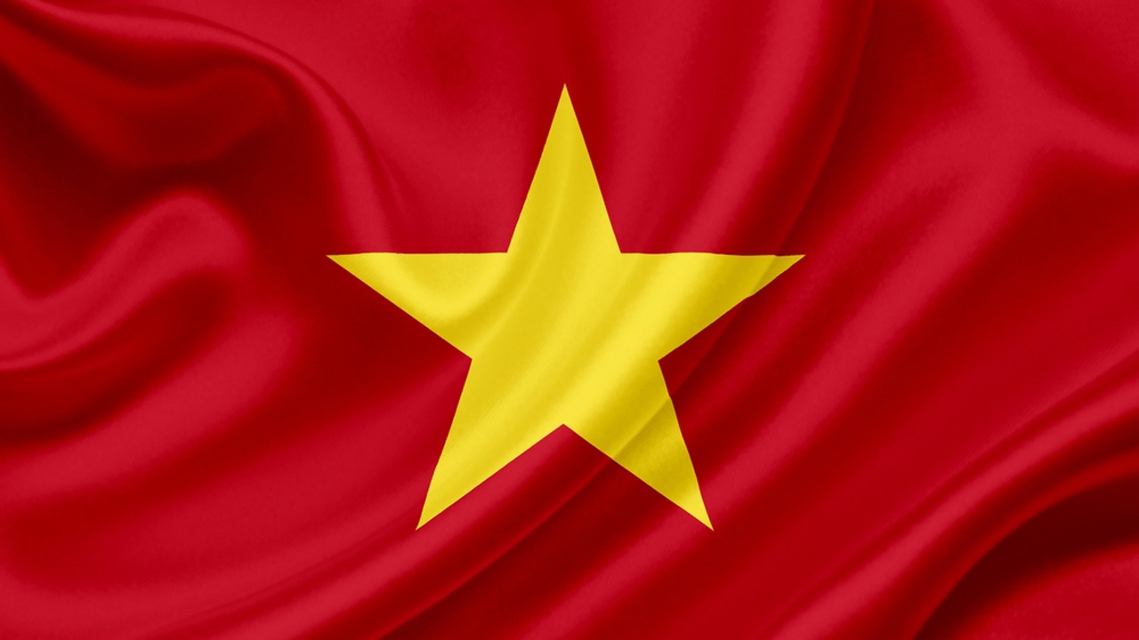 vietnam_waving_flag