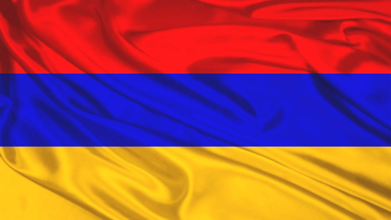 flag-armeniya-krasnyj-sinij-oranzhevyj